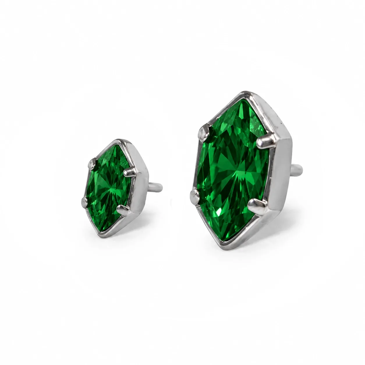 Neometal Threadless Marquise Prong Set Facetted Gem - Emerald CZ Neometal Threadless Marquise Prong Set Facetted Gem - Emerald CZ