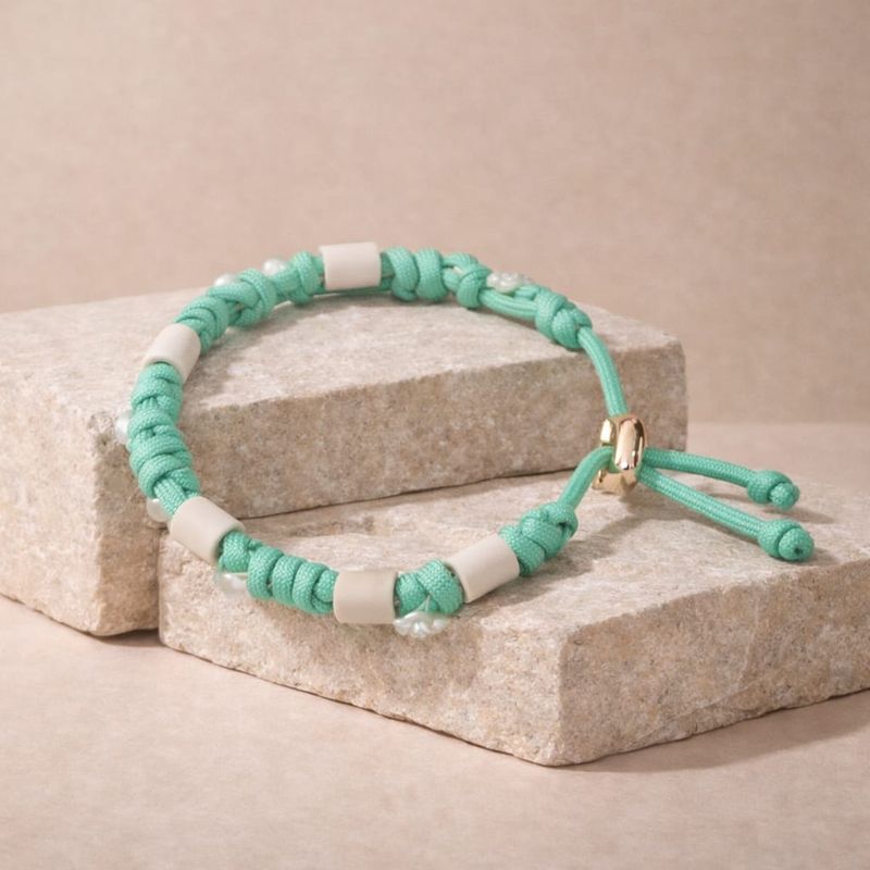 No.04 Mint Breeze – Natuurlijke EM-X Anti-Tekenband - 24/48cm No.04 Mint Breeze – Natuurlijke EM-X Anti-Tekenband - 24/48cm