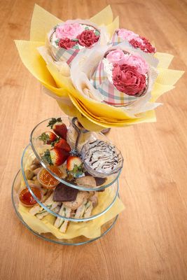 The Comfort Club Tea Set