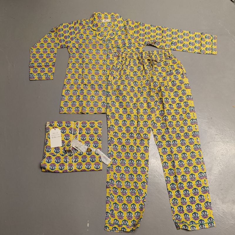 XS/S  Full Sleeves Full Collar Neck Cotton Pink Pajamas Set