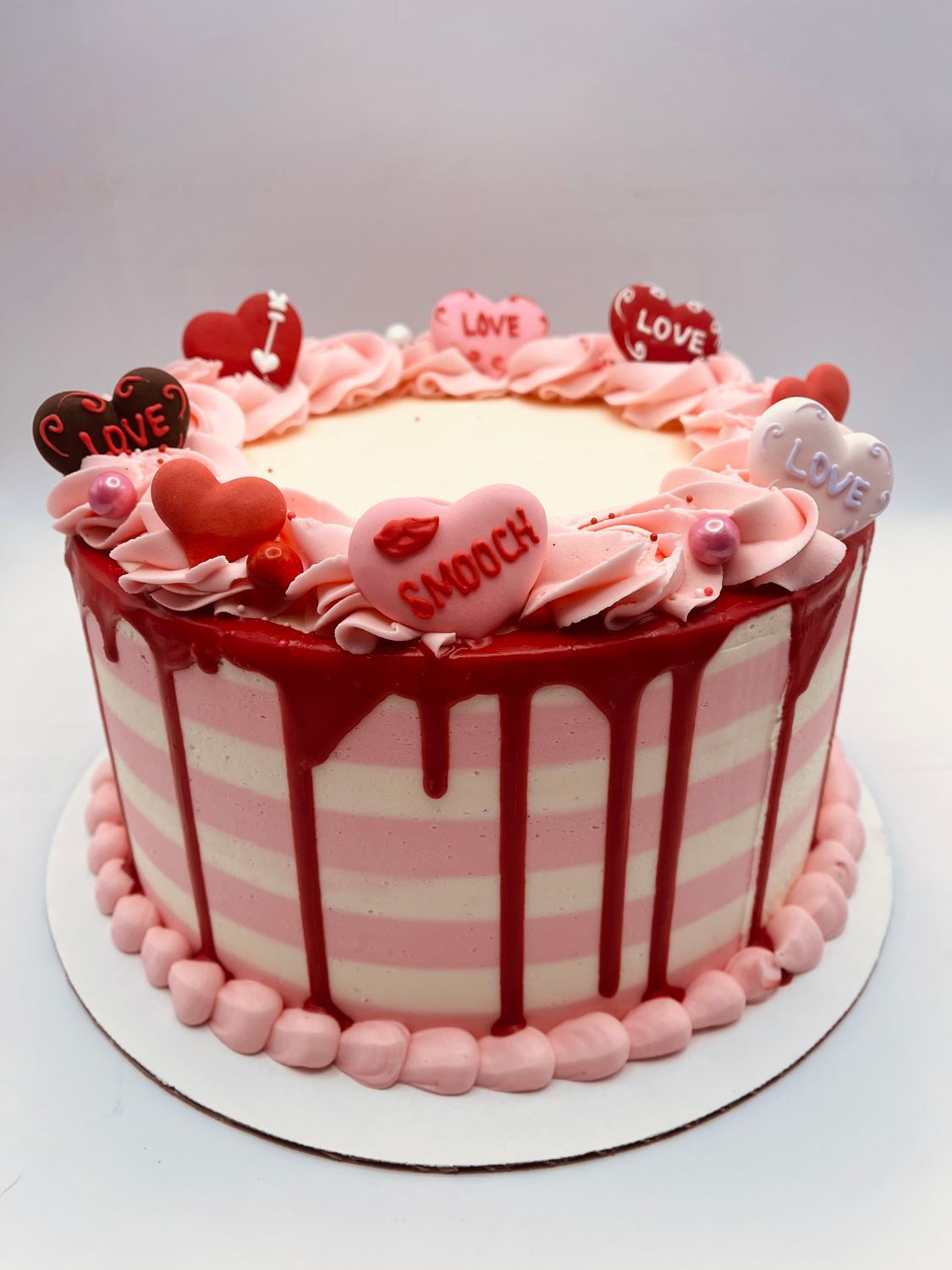 8" Valentines Cake
