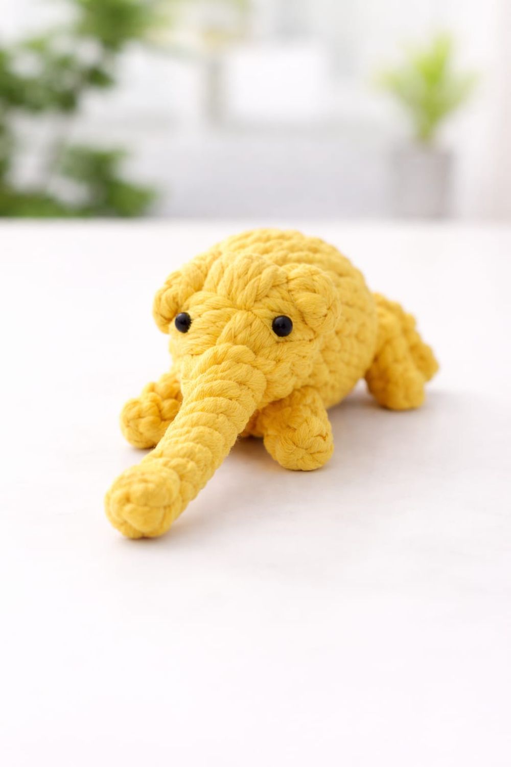 Pet Luxury Golden Elephant Tug Toy