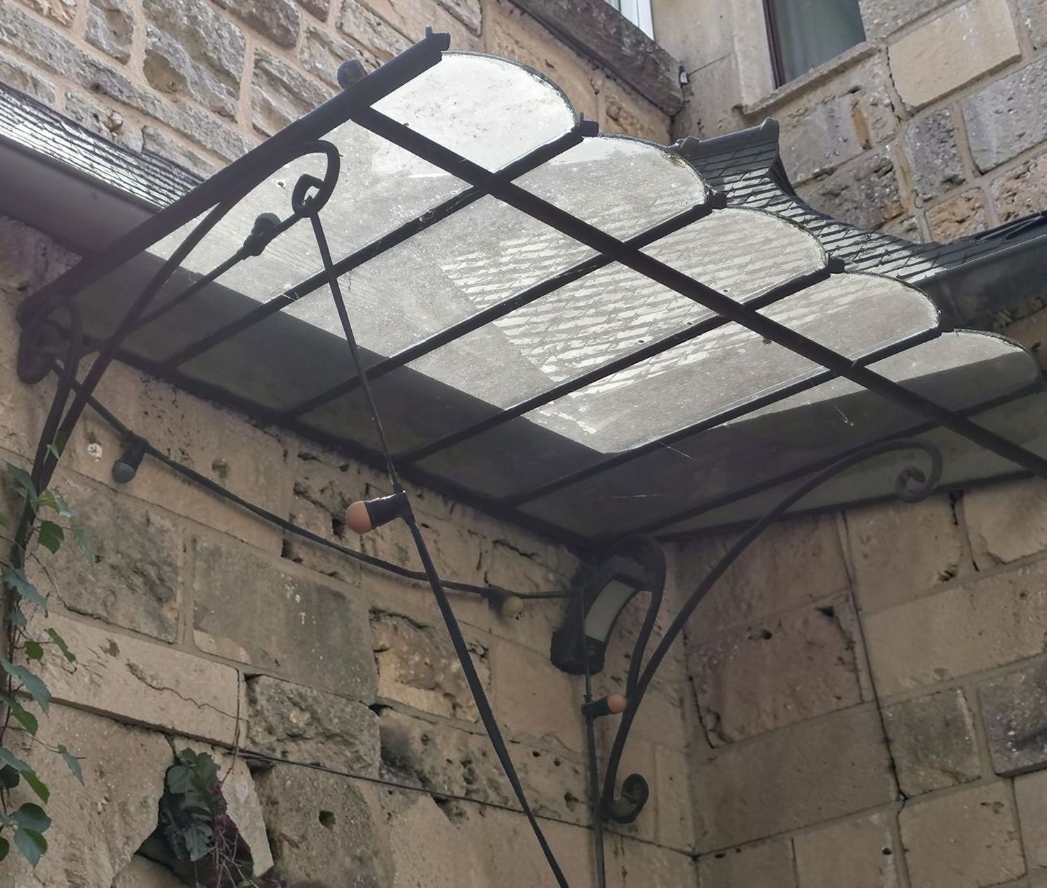 marquise droite ,potences fer rond de 16 mm,150 cm de long