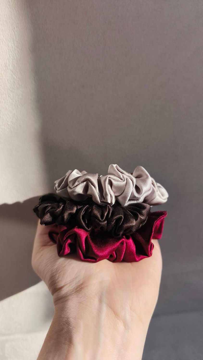 Mini Scrunchie Jedwabna warm brown