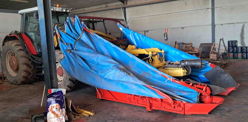 paraguas vibrador pinza sanz morales oliva aceituna cornicabra picual varea extra virgen ramon manta olivar tradicional pala