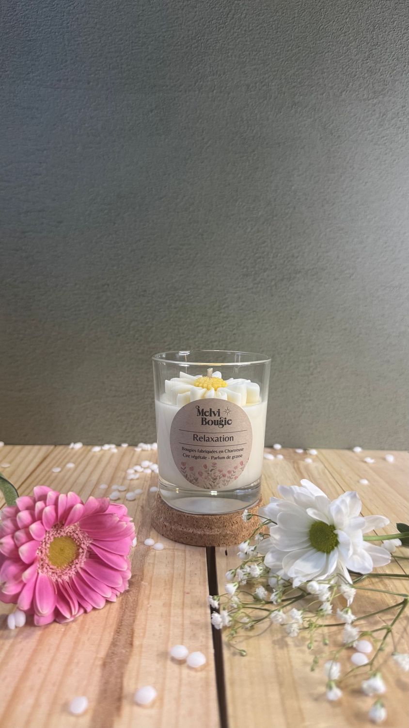 Bougie déco Marguerite blanche et jaune Relaxation 120g Bougie déco Marguerite blanche et jaune Relaxation 120g