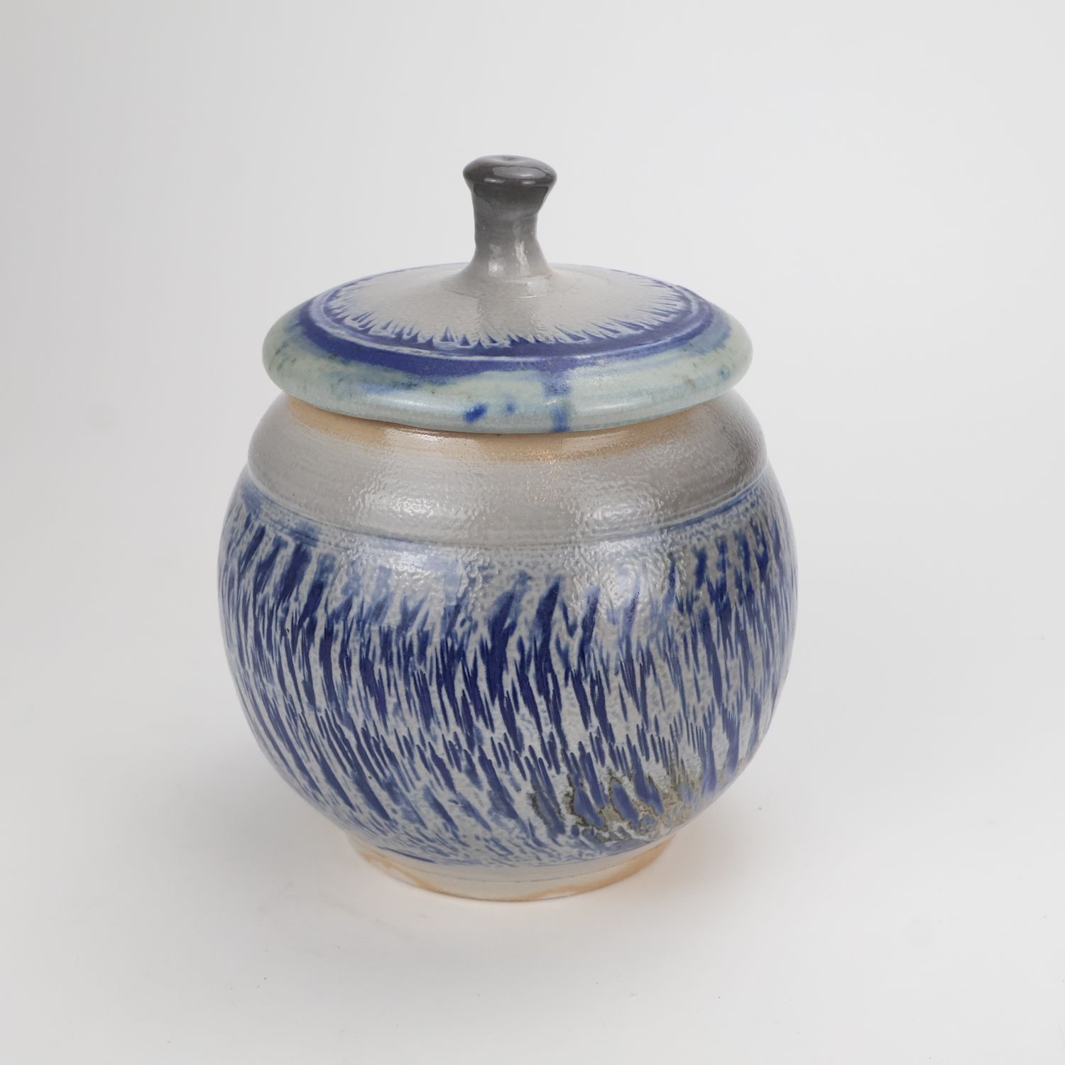 Chere Jiusto, Green Covered Jar