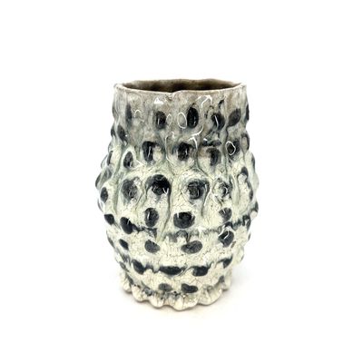 Rebecca Harvey, Bump vase spot, 1