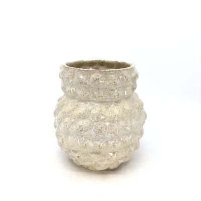 Rebecca Harvey, Bump vase white, 1