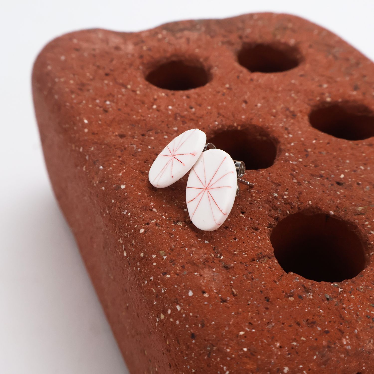 Iva Haas Red Mishima Oval Posts