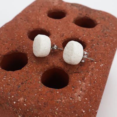 Iva Haas Small Round Lava Posts