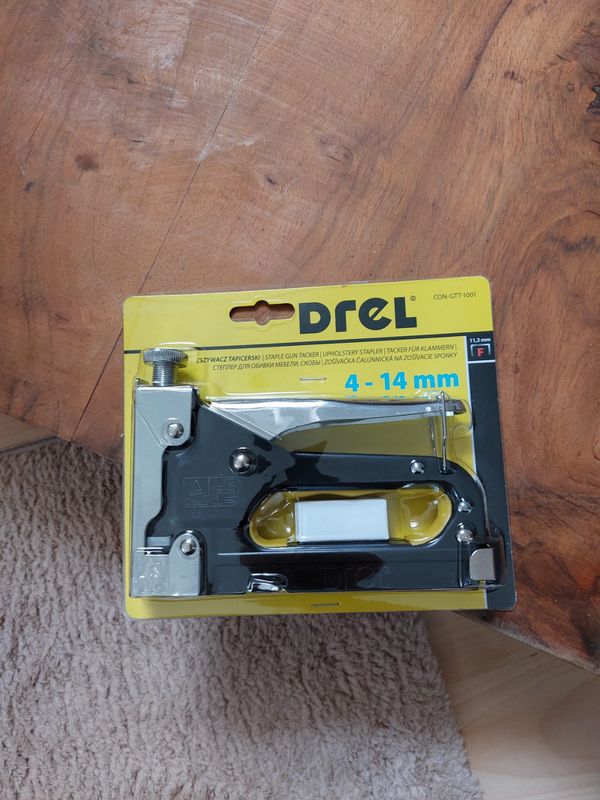 Zszywacz tapicerski Drel + 100 zszywek