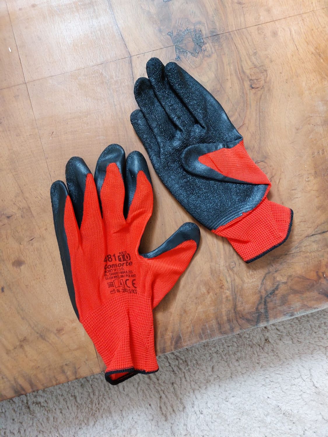 Rękawice robocze powlekane lateksem