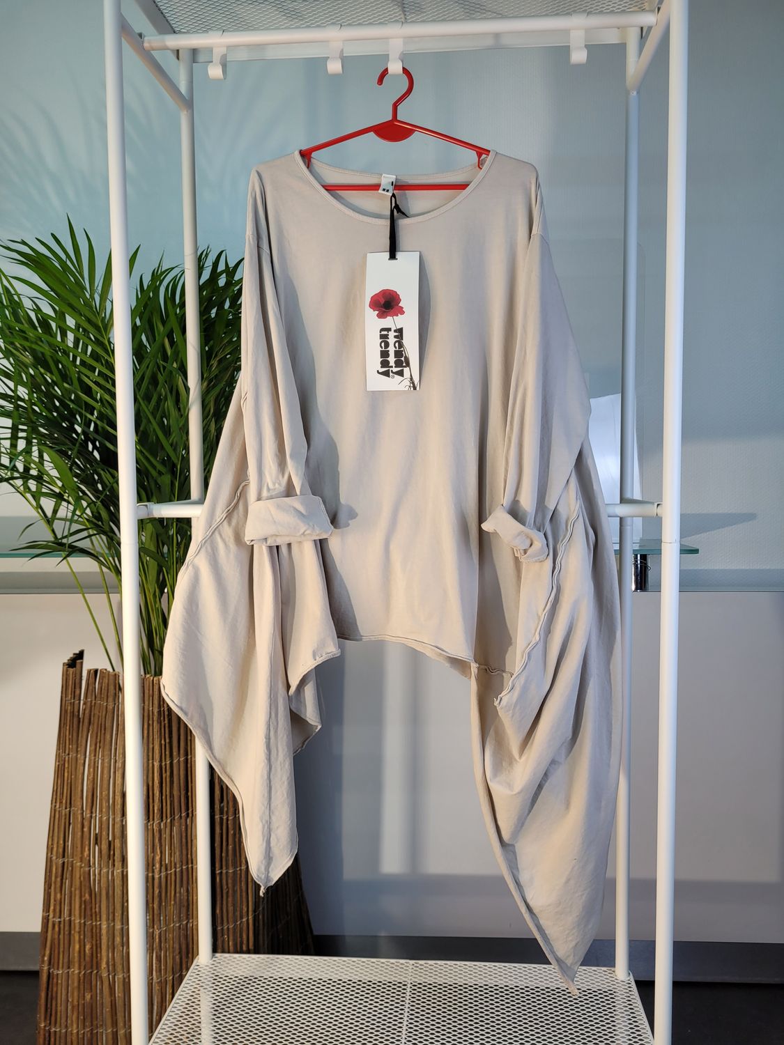 Bluzka asymetryczna długa Wendy Trendy