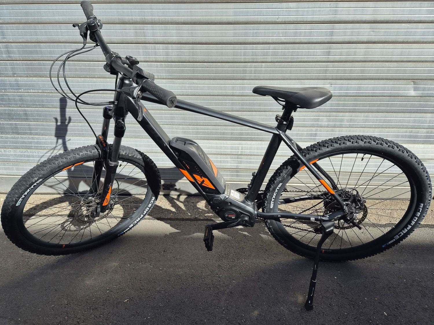 Bulls LT CX Bosch Performance Line CX | 400 Wh | 2.482 km - grau-orange