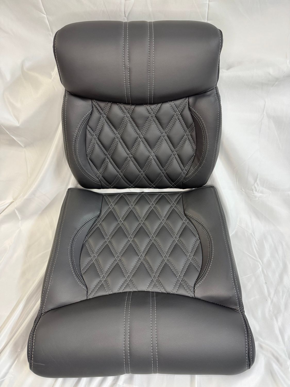 Grey Robinson 44 seats