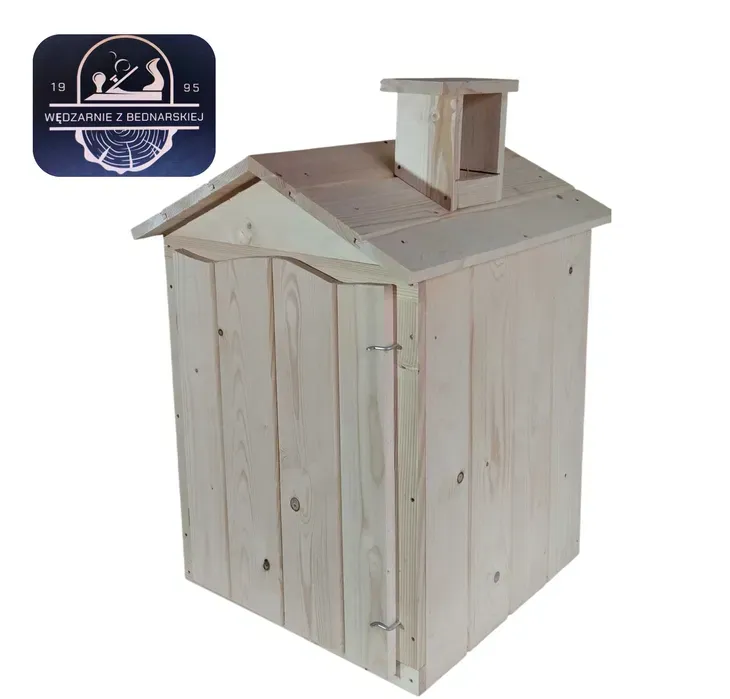 Wędzarnia drewniana ogrodowa z daszkiem i kominkiem 50X50X60 FALA