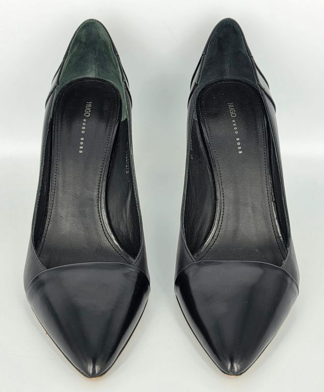 HUGO BOSS Spitzenpumps aus Leder in schwarz Stilettoabsatz Gr. 41