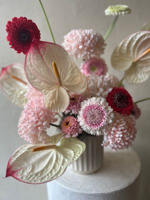 SHE FANCY ARRANGEMENT