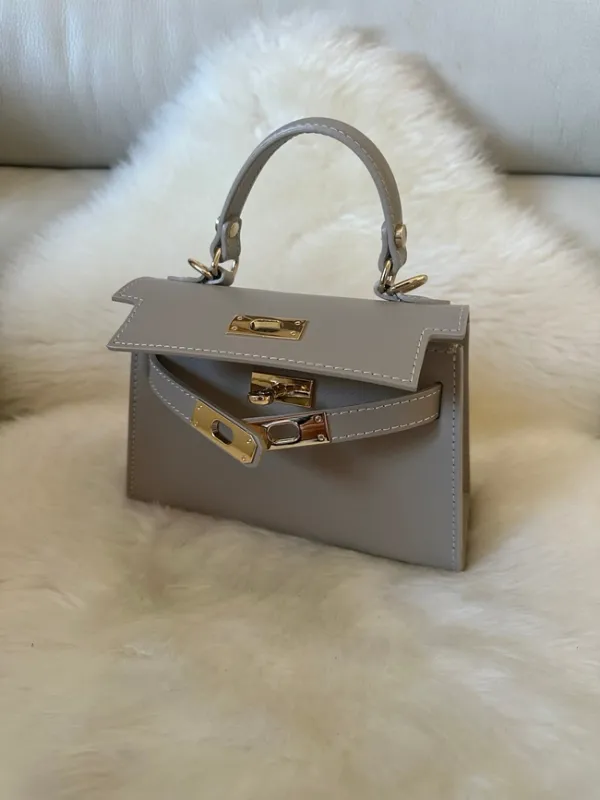 Mini K Handtasche aus echtem Leder, helle Taupe