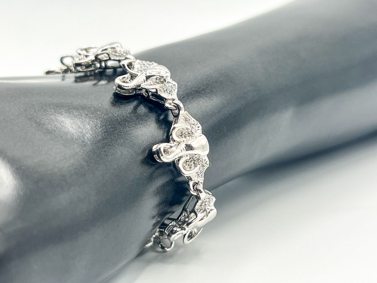 Delta Elephant Bracelet