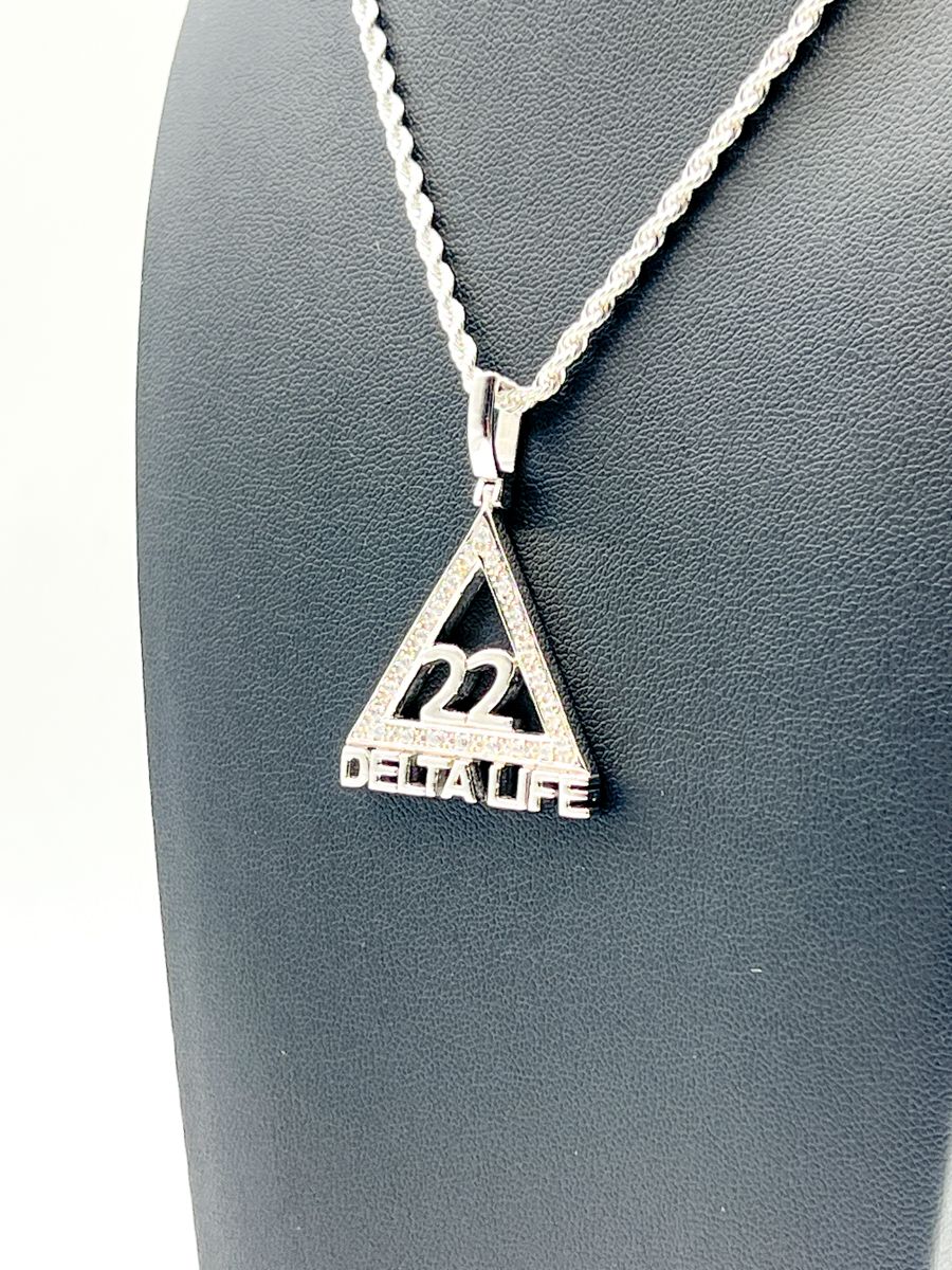 Delta Pyramid Pendant 005