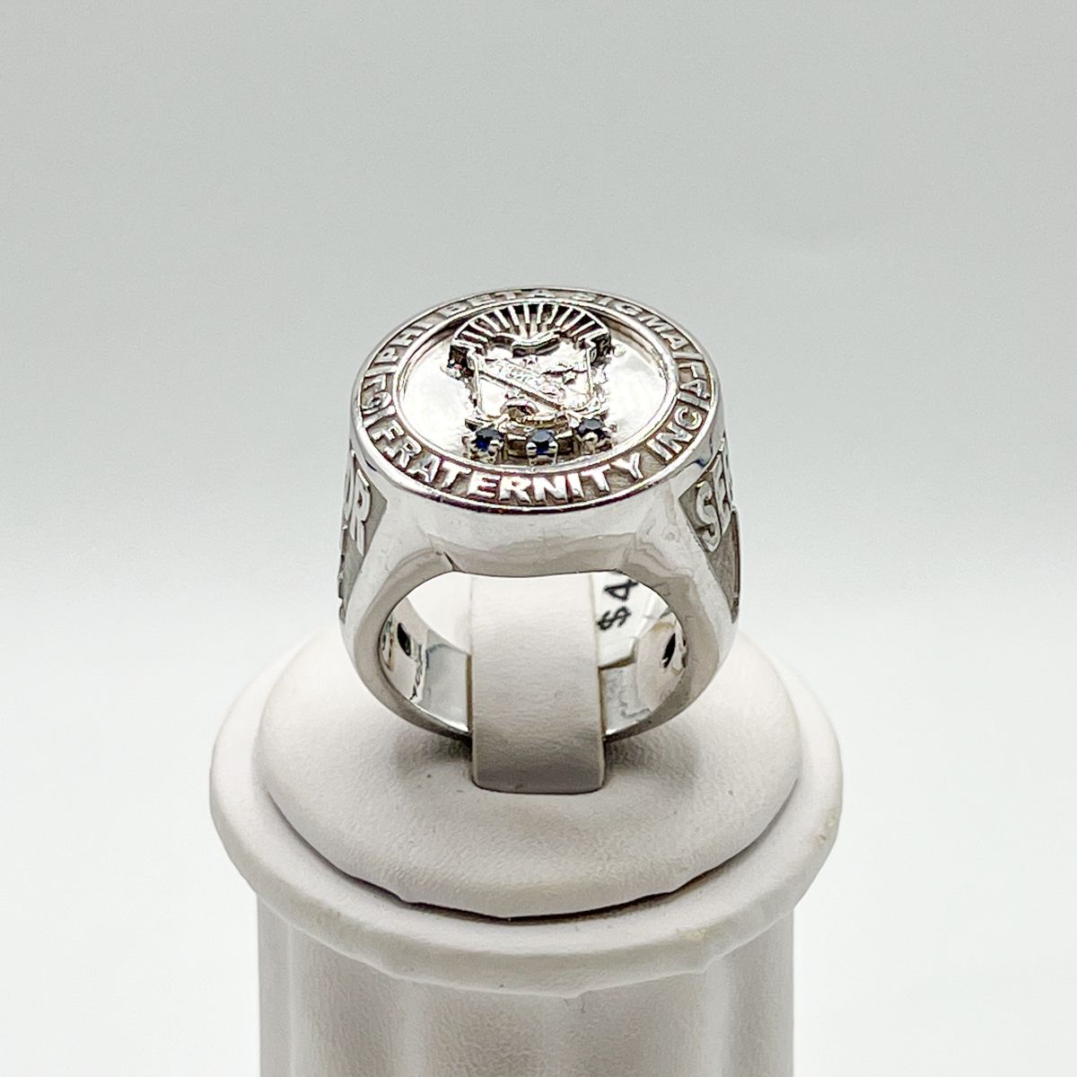 Sigma Round Shield Ring