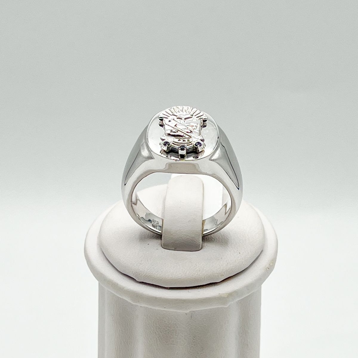 Sigma Round Center Shield Ring