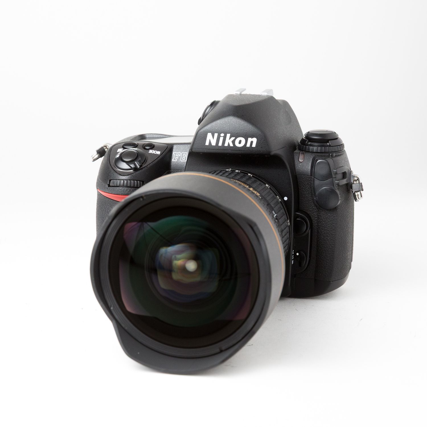 Nikon F6 w/ AF-S Nikkor 14-24mm f/2.8G lens
