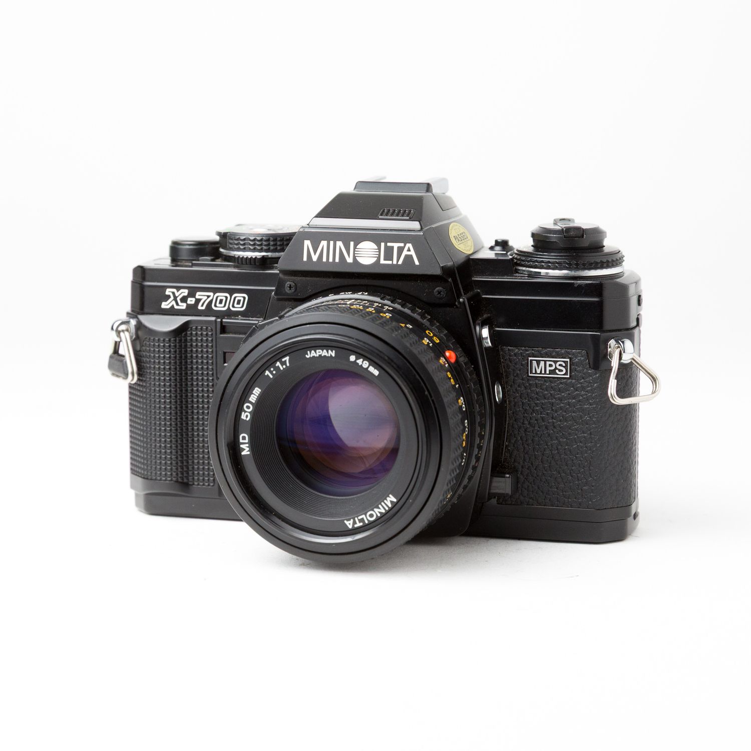Minolta X700 w/50mm f/1.7 lens