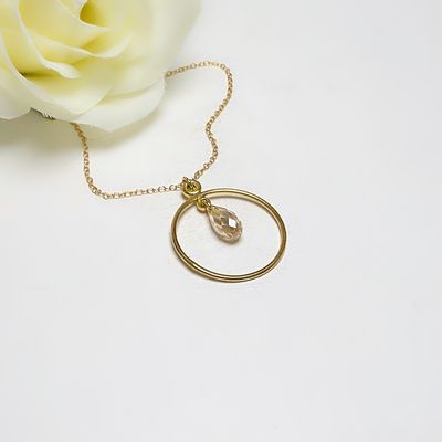 Gold-plated silver circle pendant with Swarovski stone