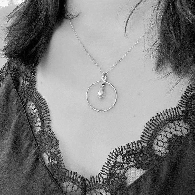 Gold-plated silver circle pendant with Swarovski stone