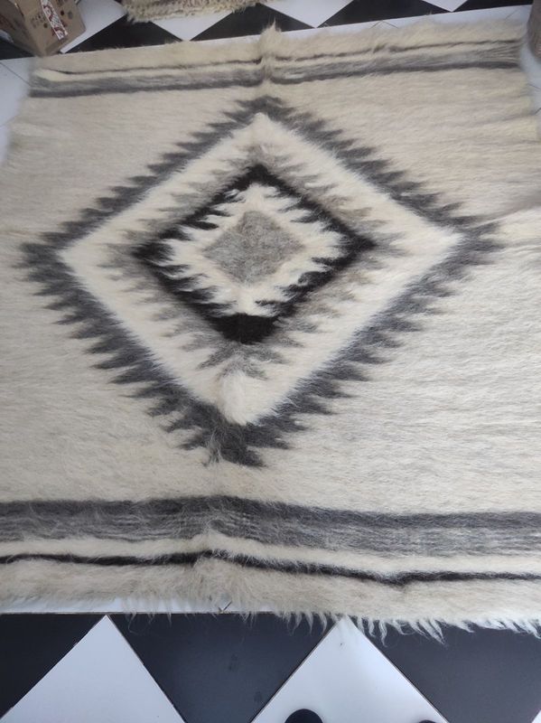 Ліжник з натуральної овечої шерсті (Арт. 03766)