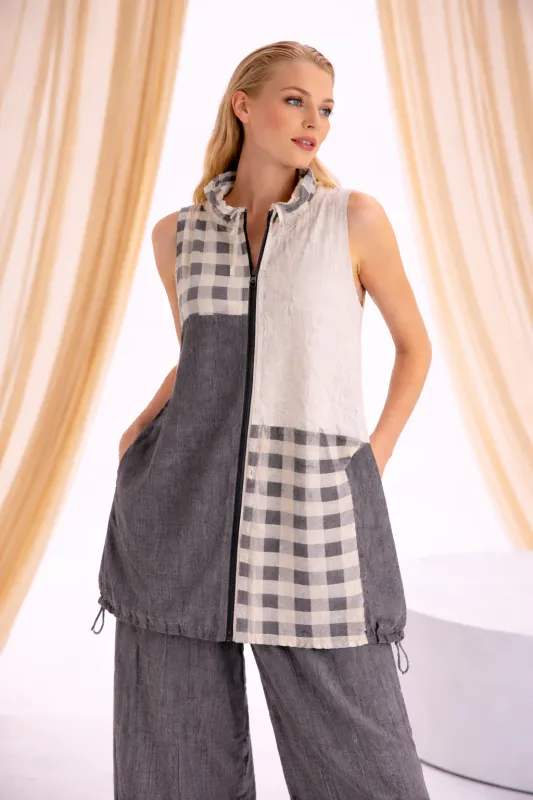 Kozan by Wild Curves: Alexander Vest In White Lotus Kozan by Wild Curves: Alexander Vest In White Lotus Front 1