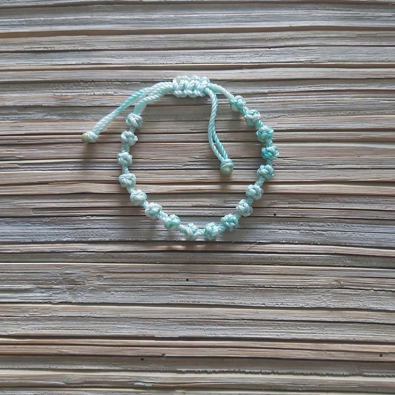Knotted Bracelet: Light Turquoise