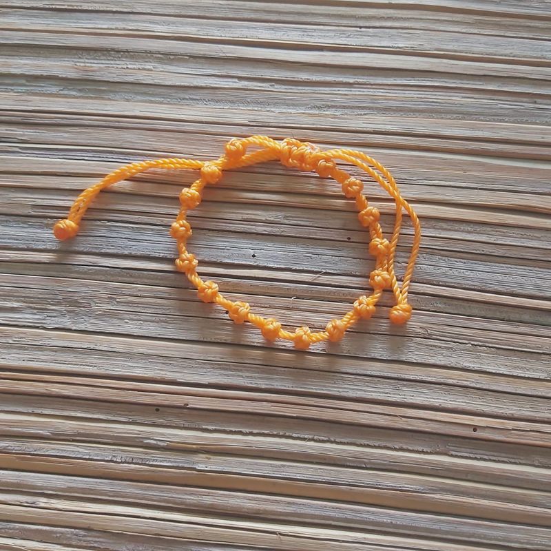 Knotted Bracelet: Orange