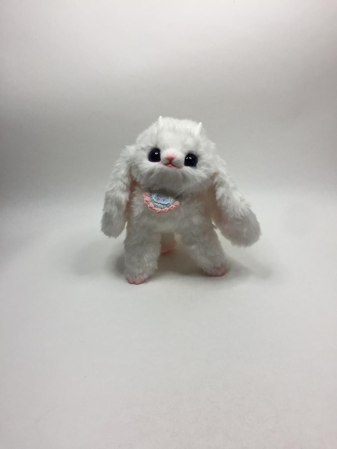 Schaf professionelle Handarbeit von einer Künstlerin aus der Ukraine stehend 30 cm Unikat