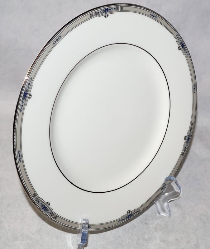 Wedgwood Amherst Platinum Trim 9” Luncheon Plate, Fine Bone China - England