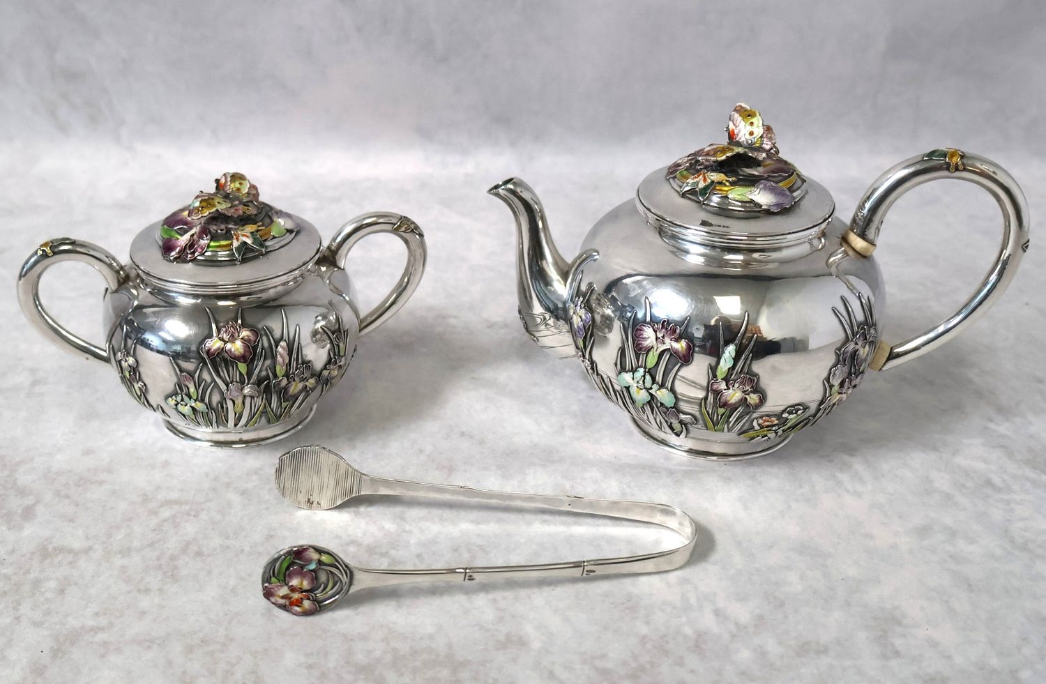 Antique Japanese Export Solid Silver &amp; Enamel Tea Set – Teapot, Sugar &amp; Tongs – Turtle Mark Attributed to Sanju Saku, Meiji Period (508g)