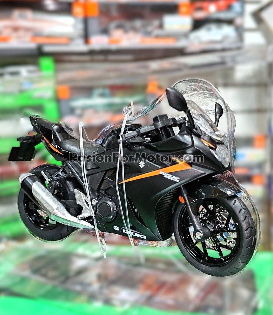 1:12 Suzuki GSX 250R 2023 Negro Con Luz y Sonido H1T 05006