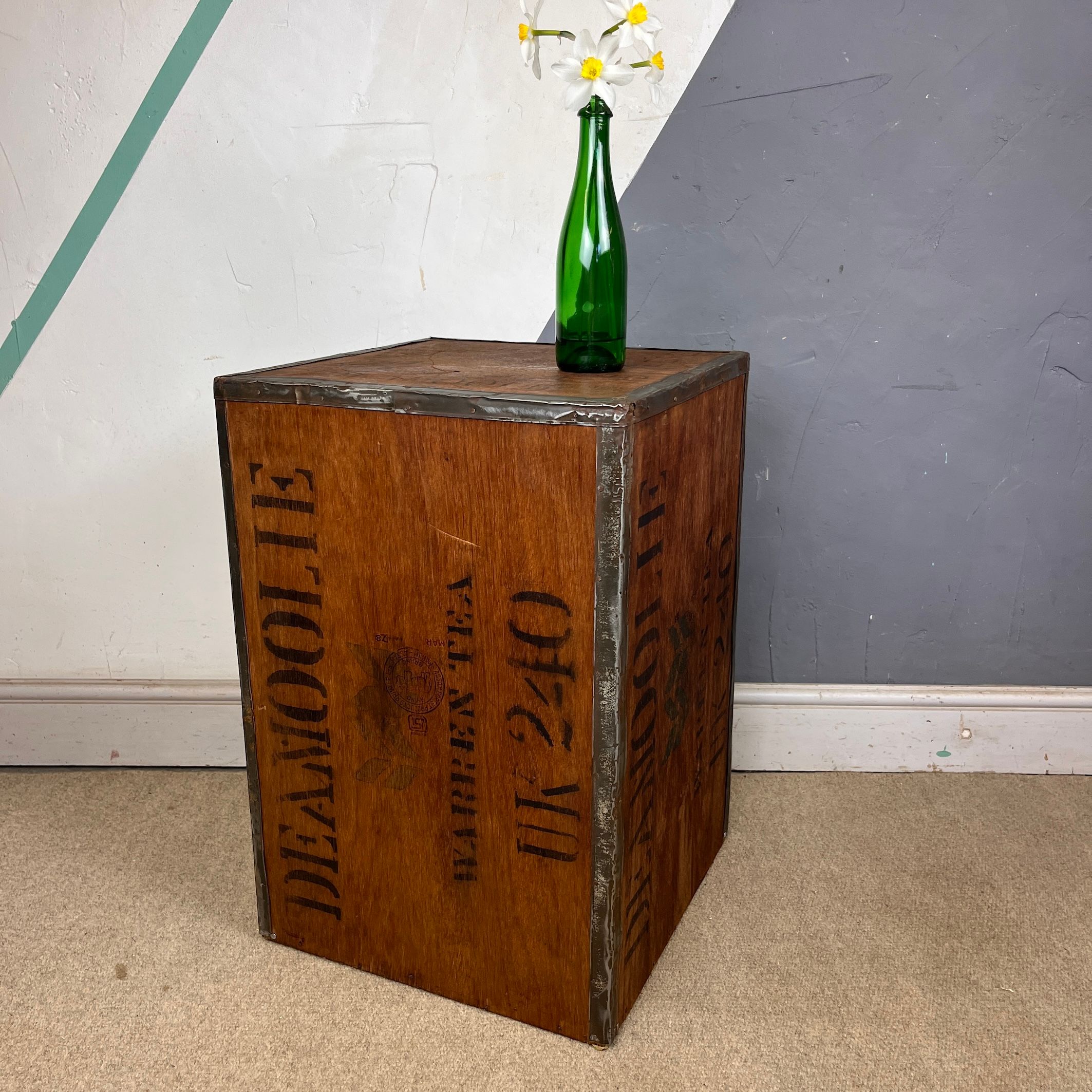 Vintage Wooden Tea Chest India Crate Storage Side Table