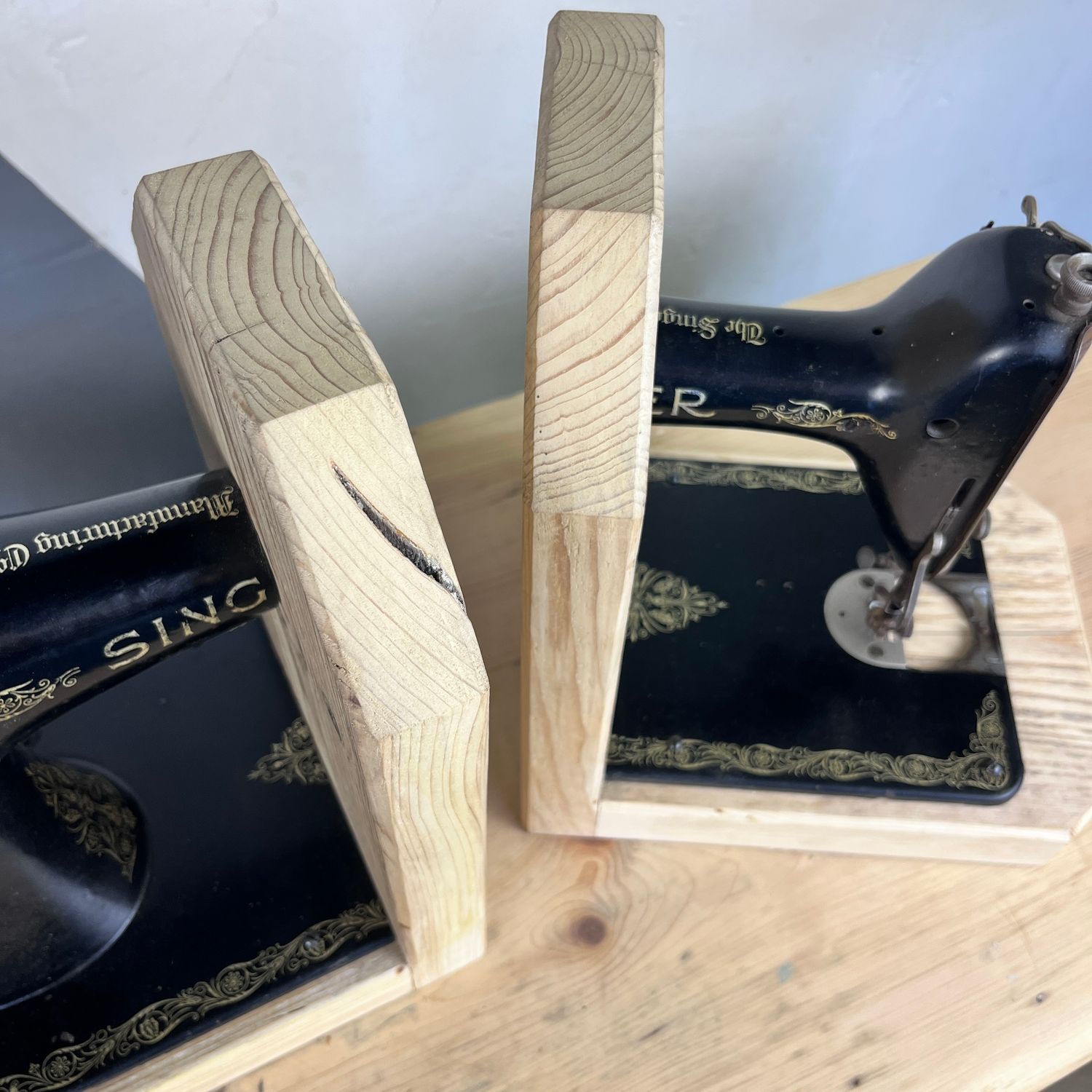 ​Up-Cycled Singer Sewing Machine Book End