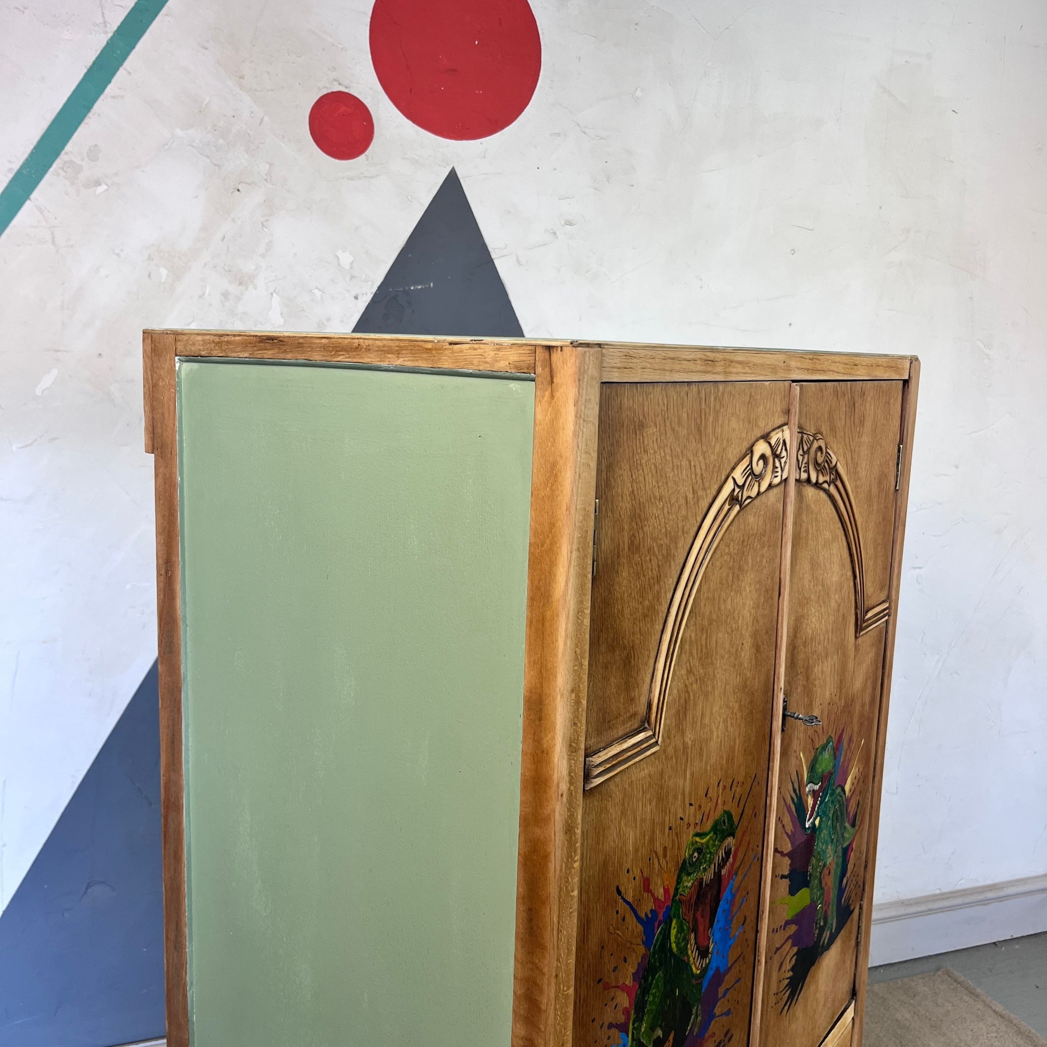 1930s Painted Dinosaur Kids Wardrobe