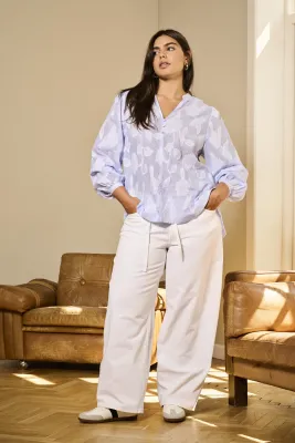 + Blouse - TORRA - lichtblauw