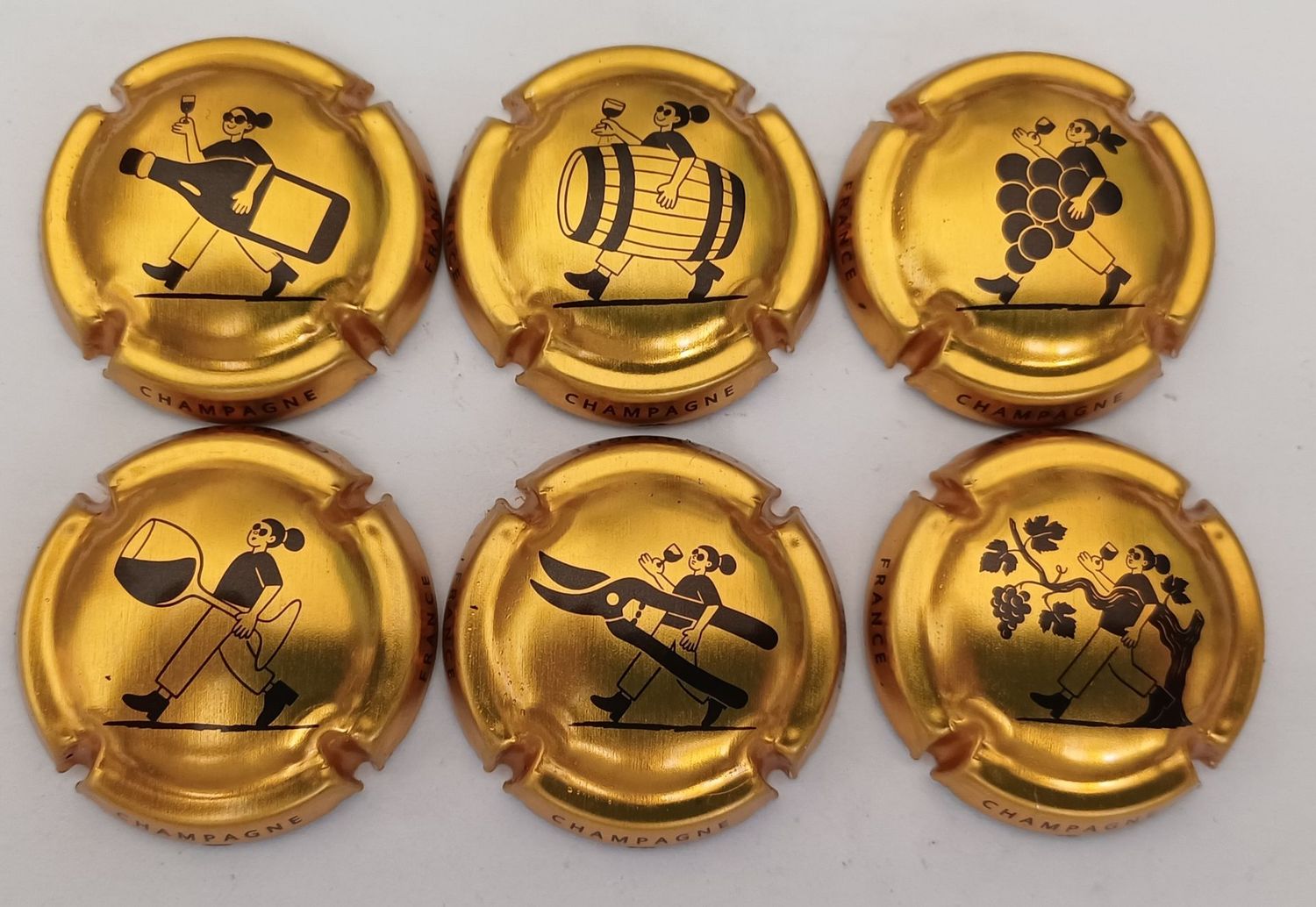 6 BELLES CAPSULES CHAMPAGNE GENERIQUE 2026 NEWS