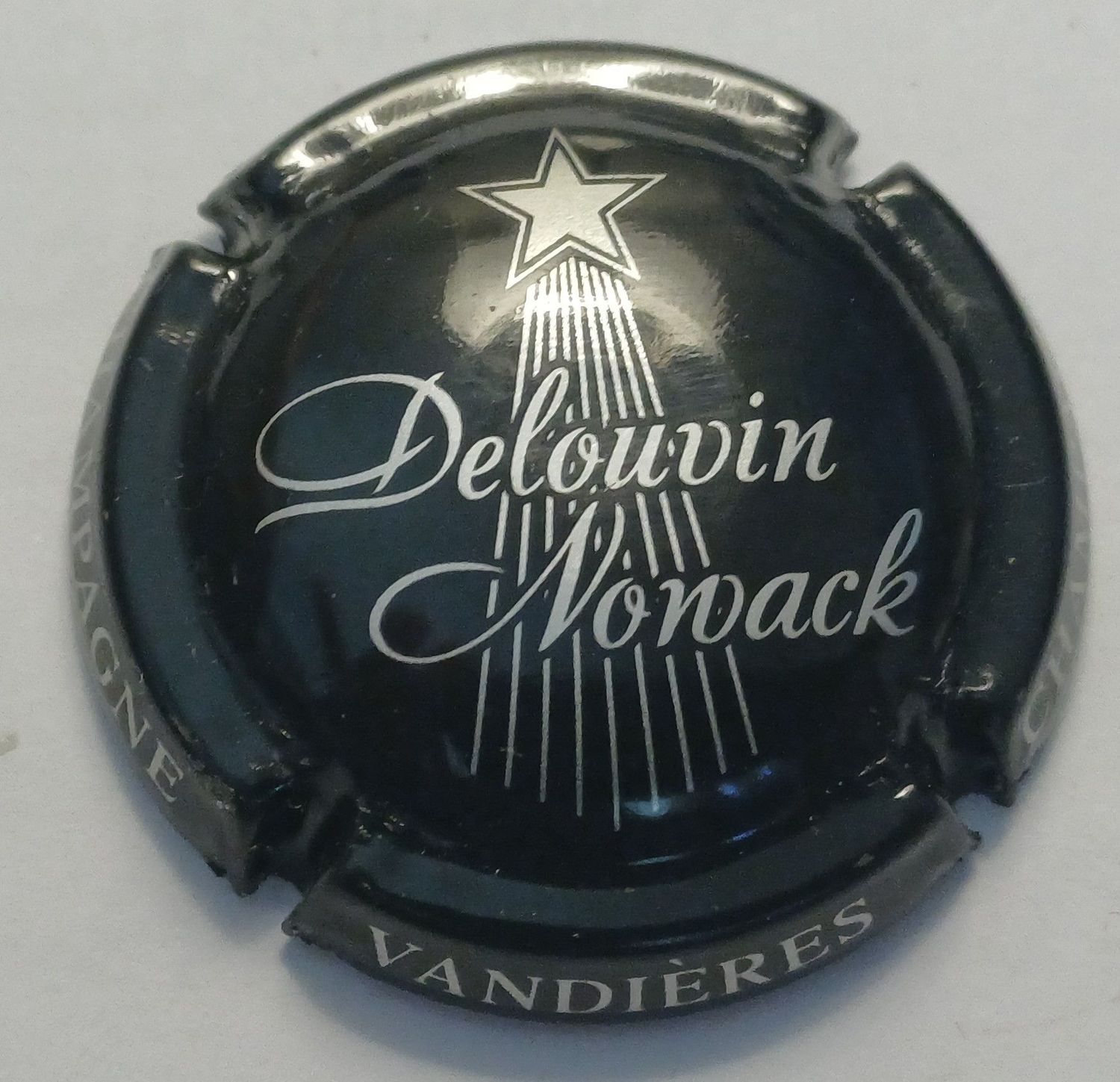 BELLE CAPSULE CHAMPAGNE DELOUVIN NOWACK REF N°7 NEWS