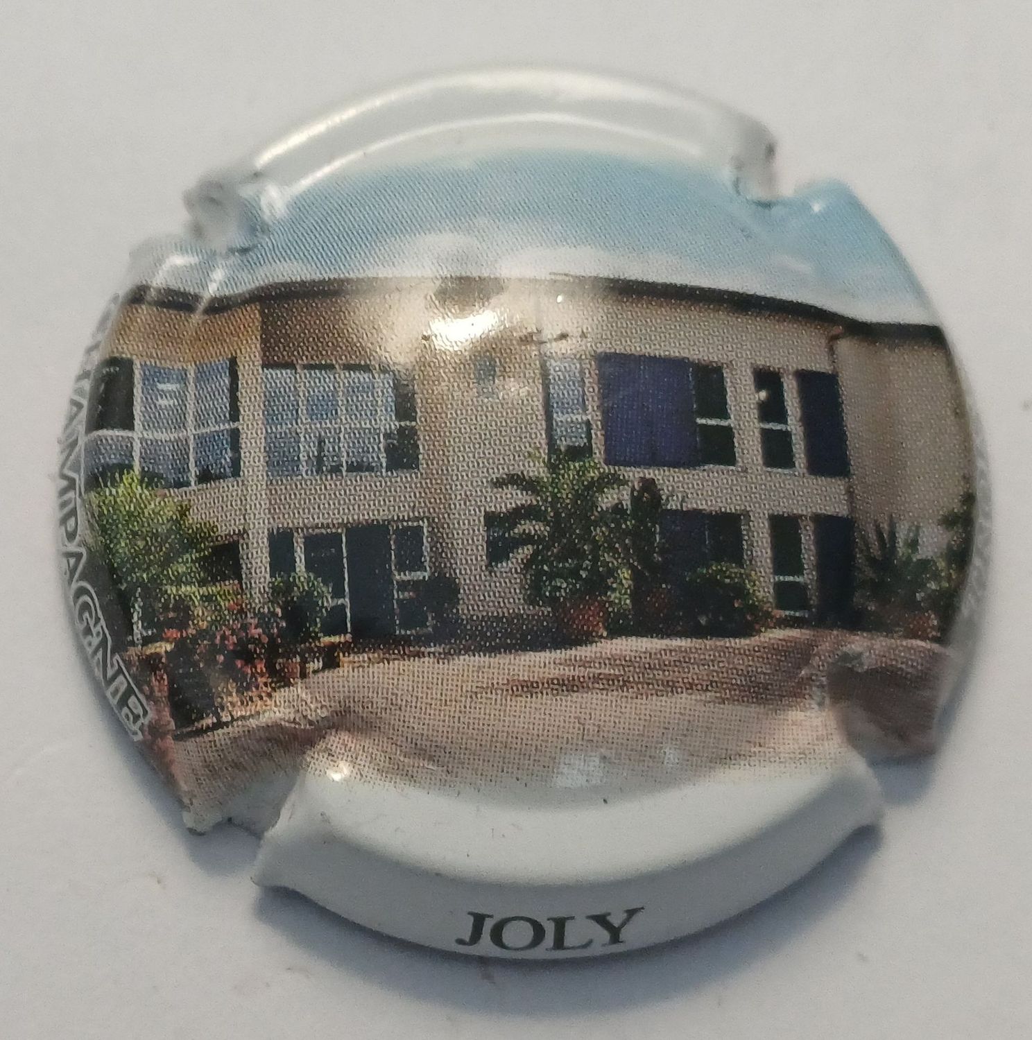 BELLE CAPSULE CHAMPAGNE JOLY RÉF N°15 NEWS