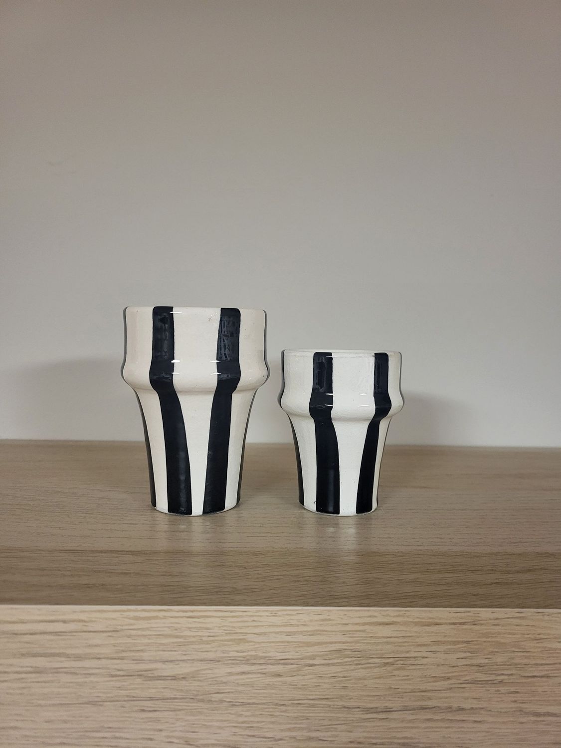 Vasos de cerámica marroquí pintados a mano Vasos de cerámica marroquí pintados a mano