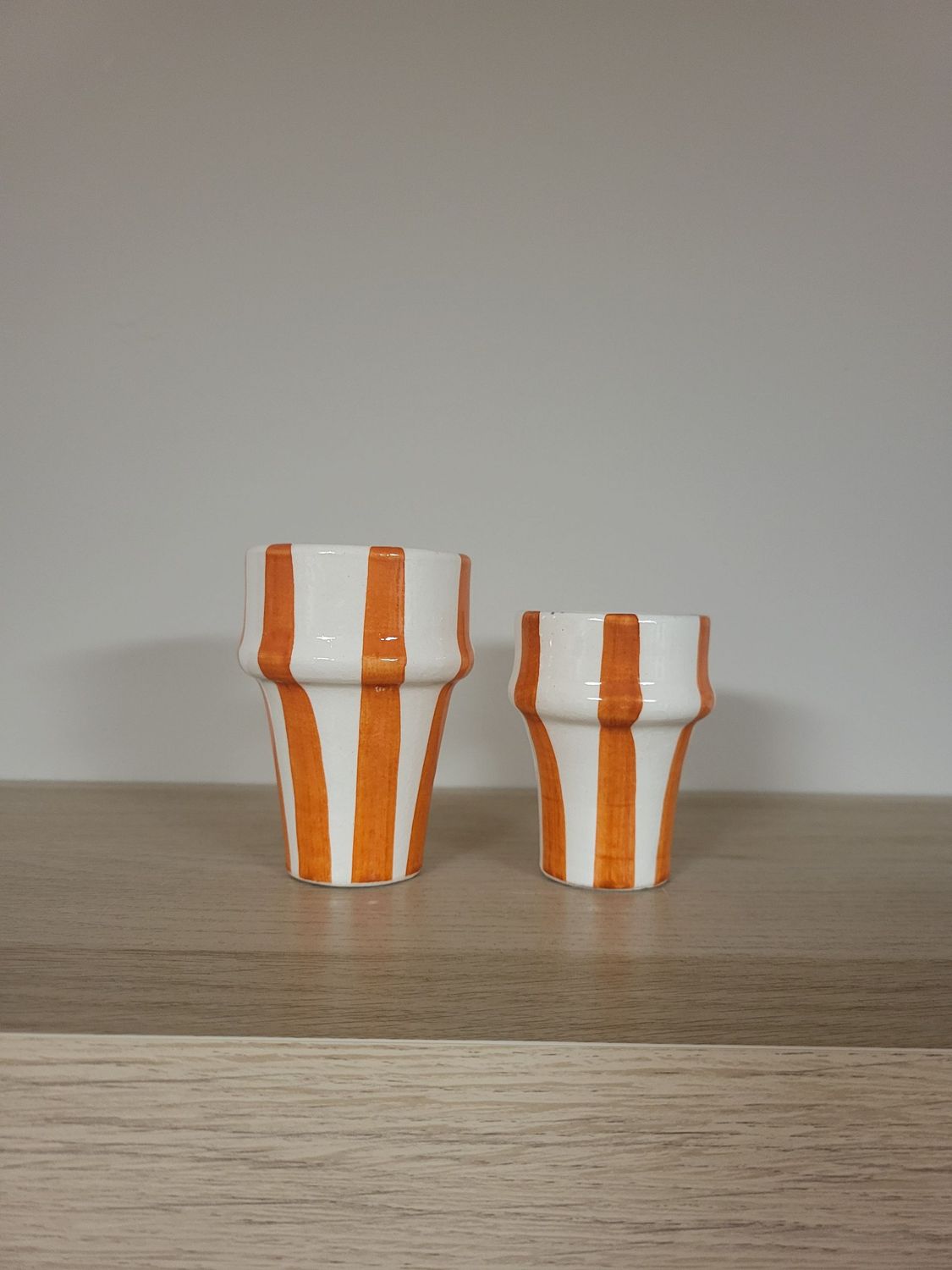 Vasos de cerámica marroquí pintados a mano Vasos de cerámica marroquí pintados a mano