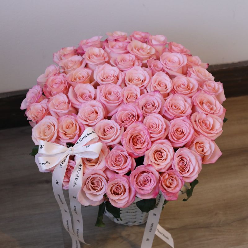 Lumiere Basket Rhoslyn Rose
